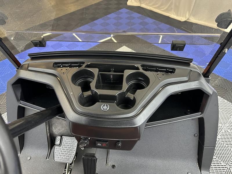 2018 Yamaha Golf Cart Drive2 - Image 9